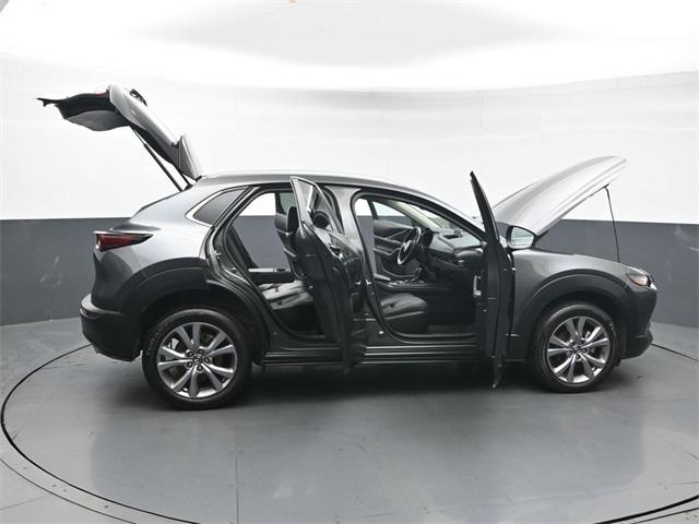 Photo of 2023 Machine Gray Metallic Mazda CX-30