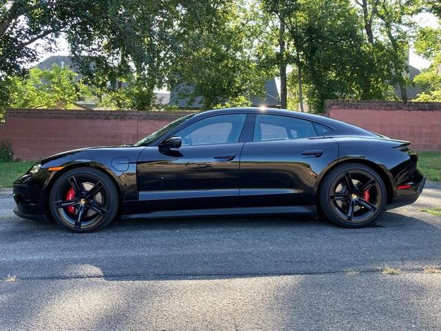 Photo of 2025 Black Porsche Taycan