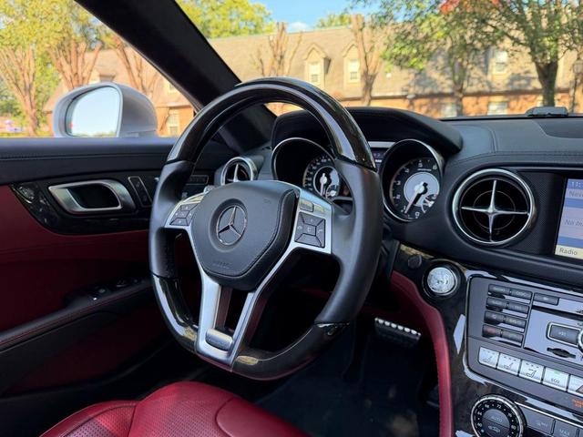 Photo of 2013 Iridium Silver Metallic Mercedes-Benz SL-Class