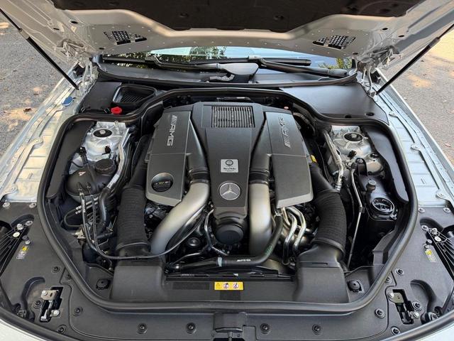 Photo of 2013 Iridium Silver Metallic Mercedes-Benz SL-Class