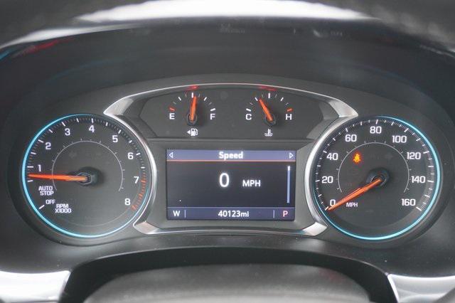 Photo of 2023 Black Cherry Metallic Chevrolet Traverse