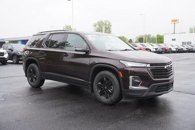 Photo of 2023 Black Cherry Metallic Chevrolet Traverse