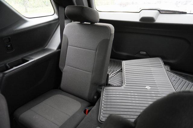Photo of 2023 Black Cherry Metallic Chevrolet Traverse