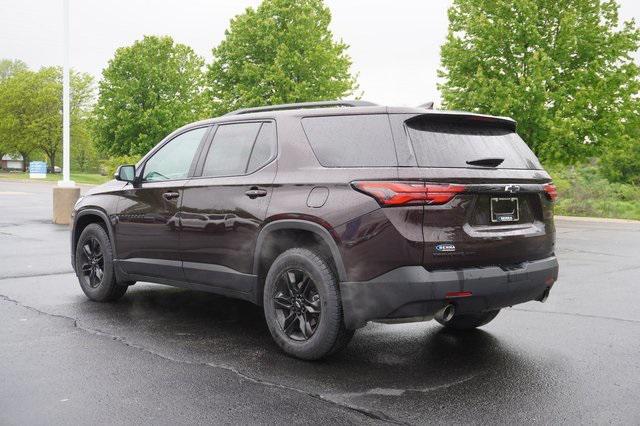 Photo of 2023 Black Cherry Metallic Chevrolet Traverse