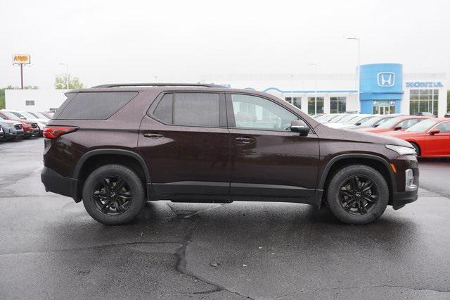 Photo of 2023 Black Cherry Metallic Chevrolet Traverse