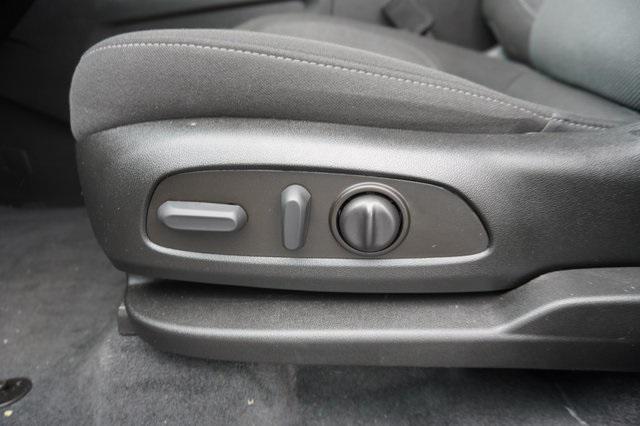 Photo of 2023 Black Cherry Metallic Chevrolet Traverse