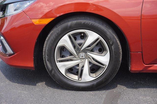 Photo of 2019 Molten Lava Pearl Honda Civic