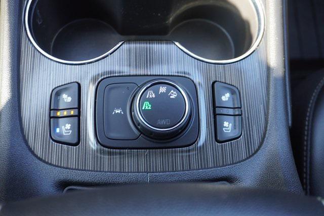 Photo of 2021 Summit White GMC Acadia