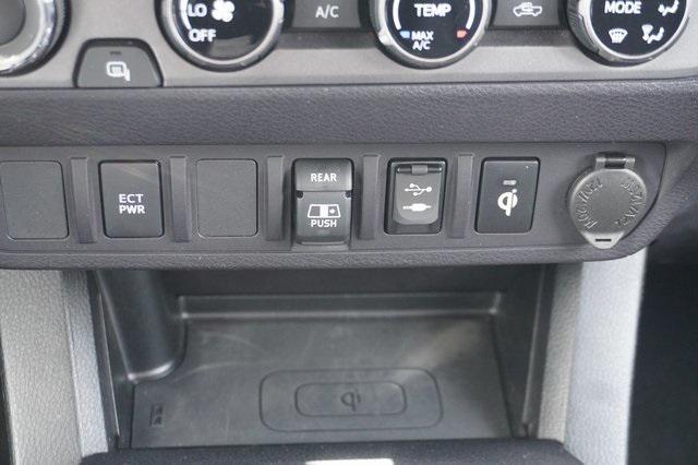 Photo of 2018 Magnetic Gray Metallic Toyota Tacoma