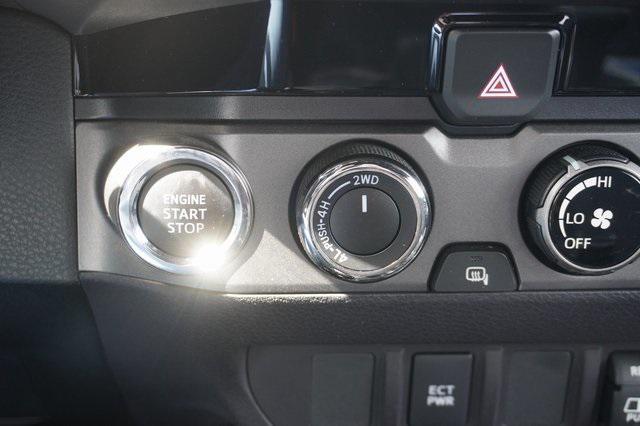 Photo of 2018 Magnetic Gray Metallic Toyota Tacoma