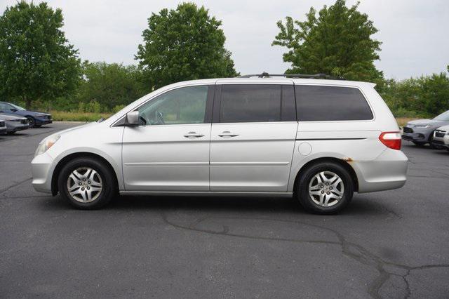 Photo of 2007 Silver Pearl Metallic Honda Odyssey