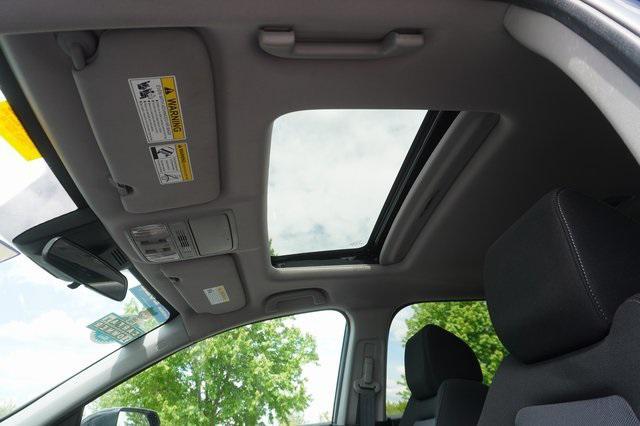 Photo of 2022 Crystal Black Pearl Honda CR-V