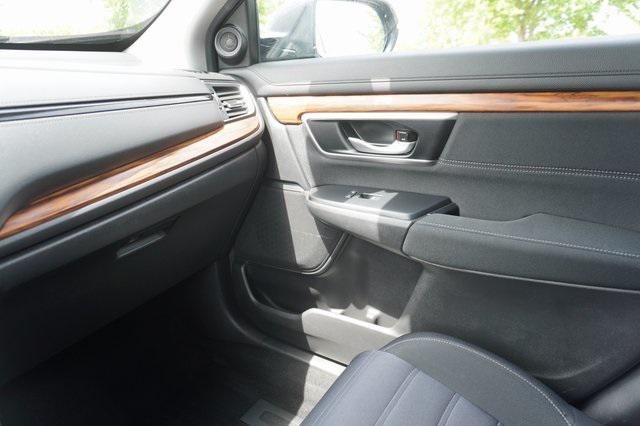 Photo of 2022 Crystal Black Pearl Honda CR-V