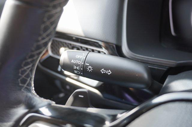 Photo of 2022 Lunar Silver Metallic Honda Civic
