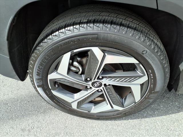 Photo of 2023 Phantom Black Pearl Hyundai TUCSON