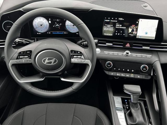 Photo of 2025 Intense Blue Hyundai ELANTRA