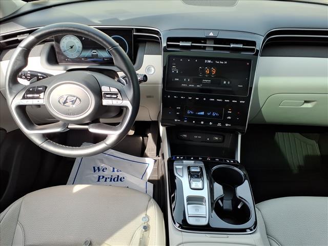 Photo of 2022 Phantom Black Hyundai TUCSON