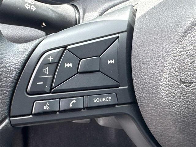 Photo of 2025 Brilliant Silver Metallic Nissan Versa