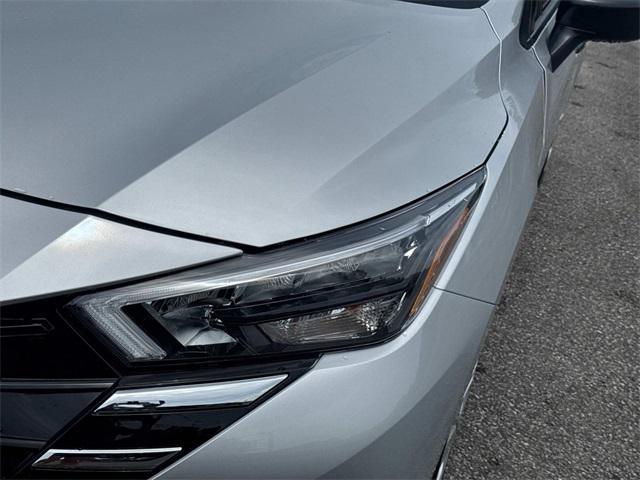 Photo of 2025 Brilliant Silver Metallic Nissan Versa