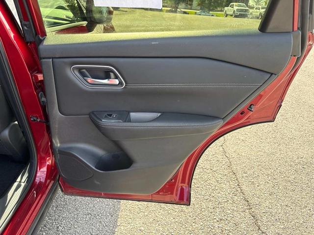 Photo of 2024 Scarlet Ember Nissan Rogue