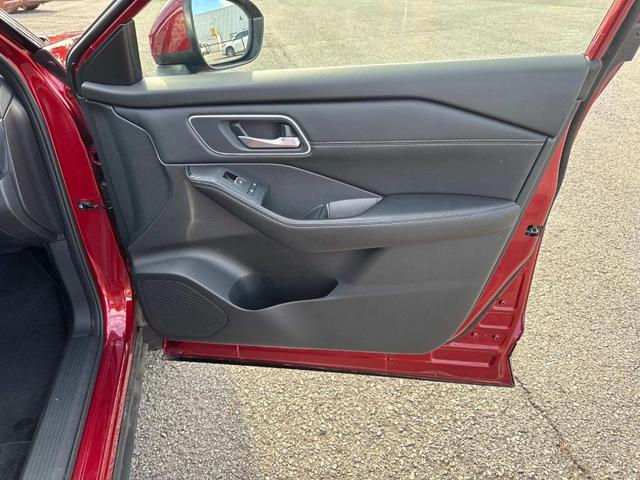 Photo of 2024 Scarlet Ember Nissan Rogue