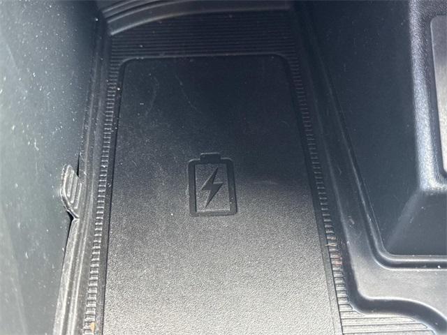 Photo of 2024 Agate Black Metallic Ford Edge