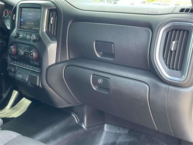 Photo of 2019 Iridescent Pearl Tricoat Chevrolet Silverado 1500