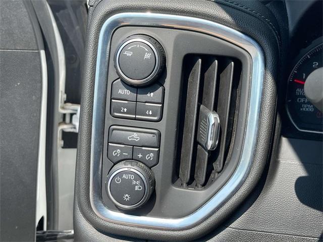 Photo of 2019 Iridescent Pearl Tricoat Chevrolet Silverado 1500