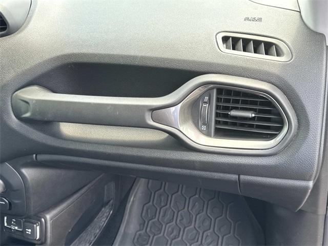 Photo of 2020 Slate Blue Pearlcoat Jeep Renegade