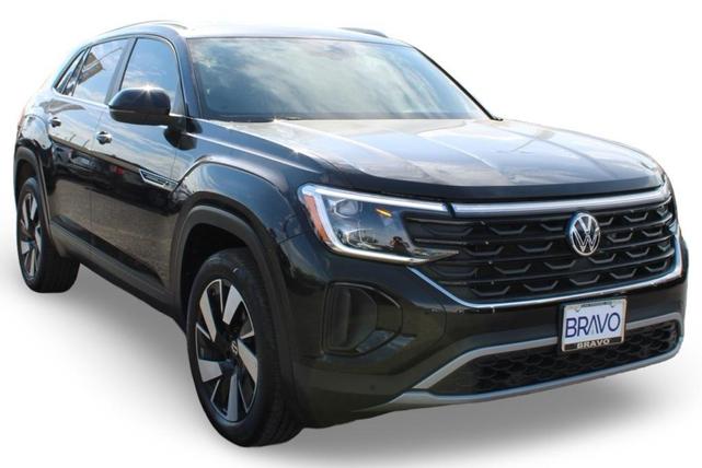Photo of 2024 Deep Black Pearl Effect Volkswagen Atlas Cross Sport