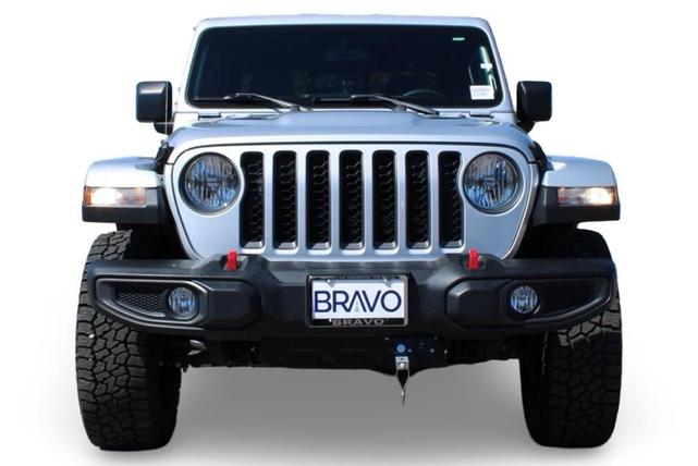 Photo of 2023 Silver Zynith Clearcoat Jeep Gladiator