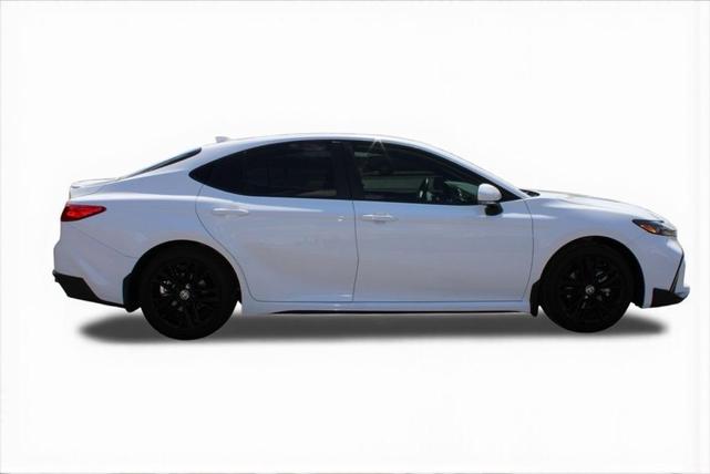 Photo of 2025 White Toyota Camry