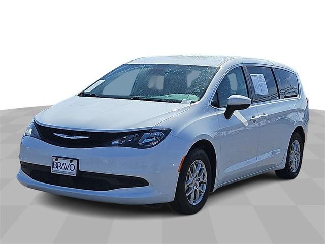 2023 Chrysler Voyager
