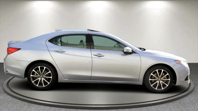 Photo of 2016 Silver Acura TLX