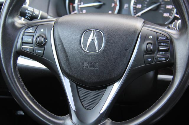 Photo of 2016 Silver Acura TLX