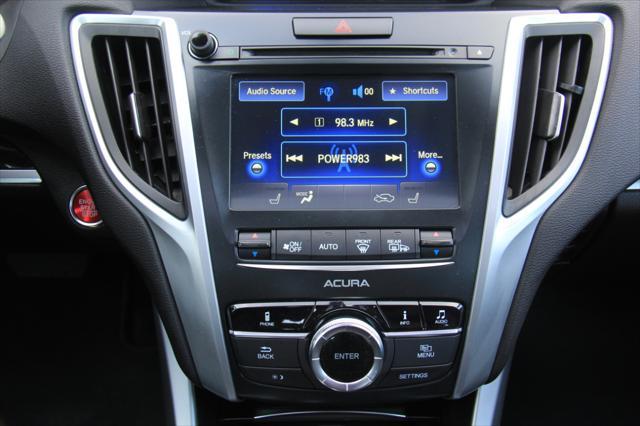 Photo of 2016 Silver Acura TLX