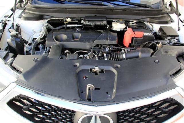 Photo of 2020 White Acura RDX