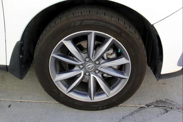 Photo of 2020 White Acura RDX