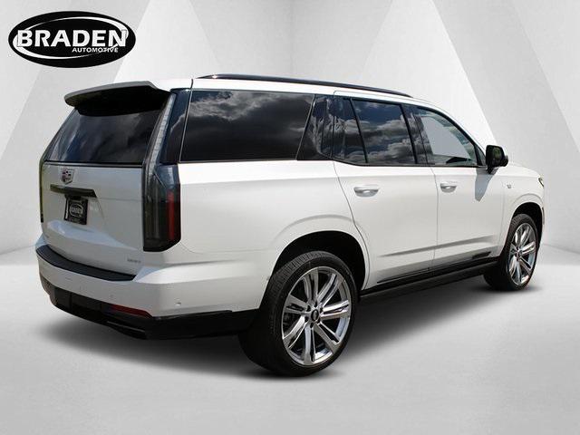 Photo of 2025 Crystal White Tricoat Cadillac Escalade