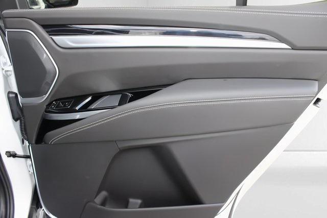 Photo of 2025 Crystal White Tricoat Cadillac Escalade