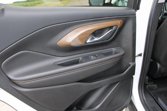 Photo of 2020 Summit White GMC Terrain
