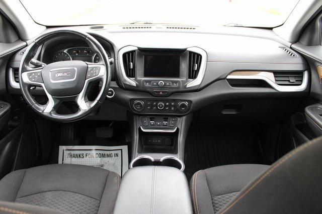 Photo of 2020 Summit White GMC Terrain