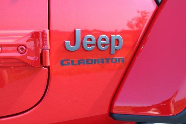 Photo of 2020 Firecracker Red Clearcoat Jeep Gladiator