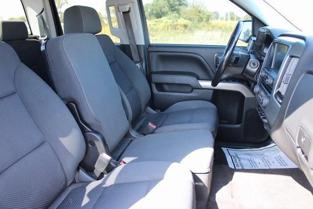 Photo of 2018 Silver Ice Metallic Chevrolet Silverado 1500
