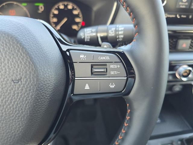 Photo of 2025 Silver Metallic Honda CR-V Hybrid