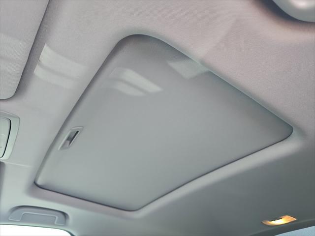 Photo of 2022 Silver Honda CR-V