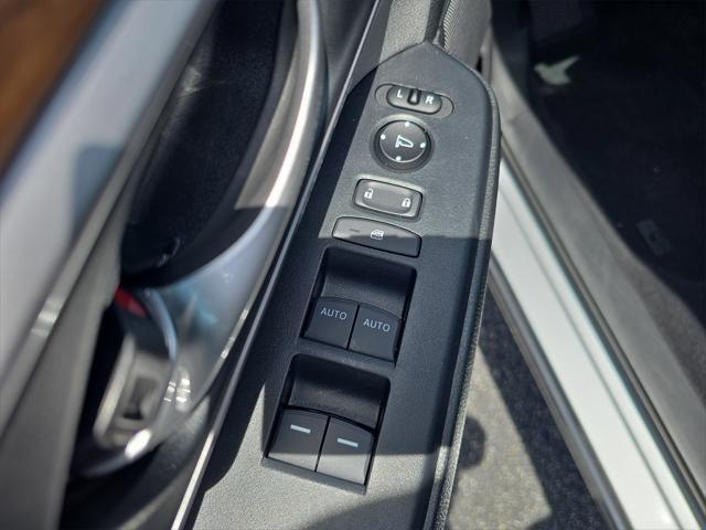 Photo of 2022 Silver Honda CR-V