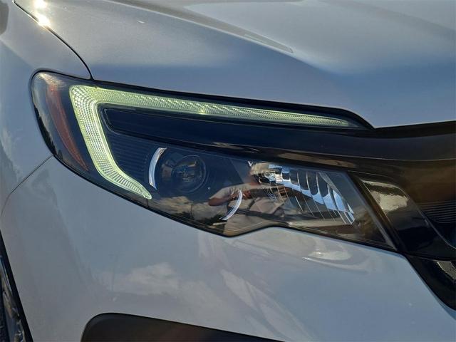 Photo of 2022 Platinum White Pearl Honda Pilot