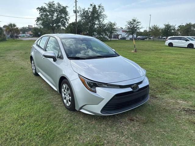 Photo of 2023 Ice Cap Toyota Corolla