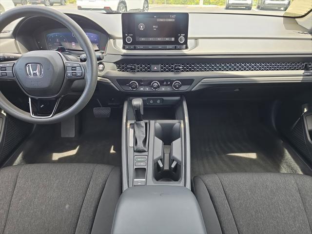 Photo of 2024 Meteorite Gray Metallic Honda Accord